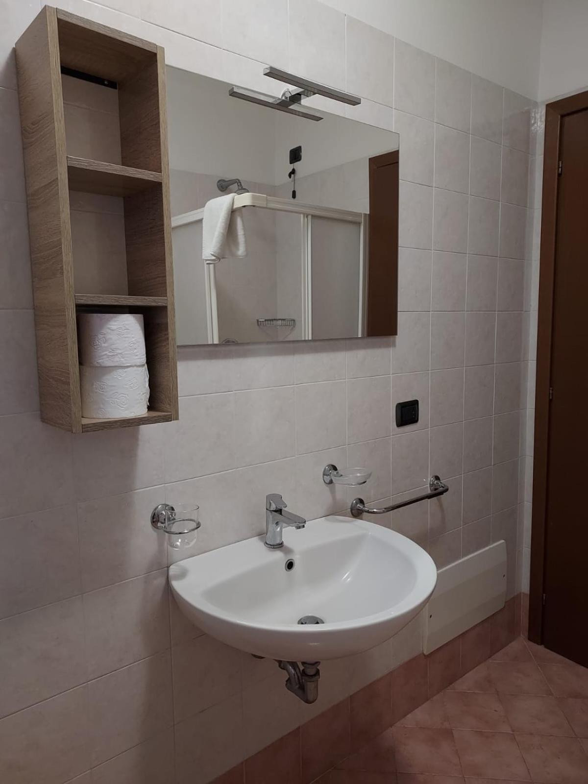 Vida Loca Apartments La Meridiana Πεσκιέρα ντελ Γκάρντα Εξωτερικό φωτογραφία